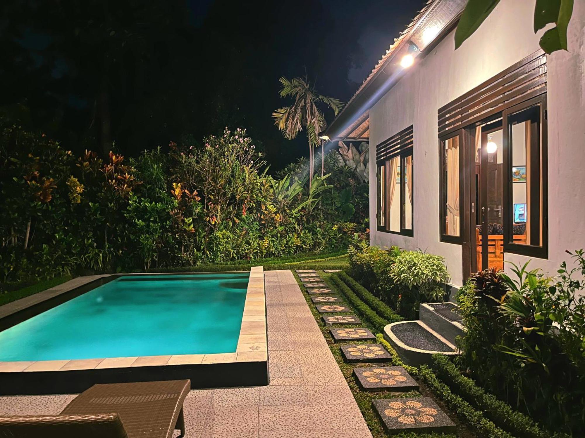 Sari Kembang Villa Ubud 1 Exterior photo
